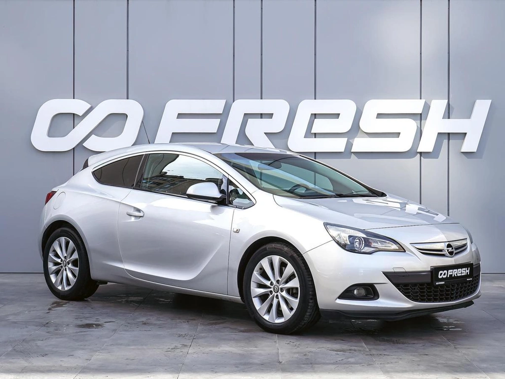 Хетчбэк Opel Astra GTC 2013 года, 990000 рублей, Краснодар