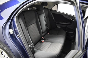Седан Toyota Corolla 2012 года, 867100 рублей, Казань