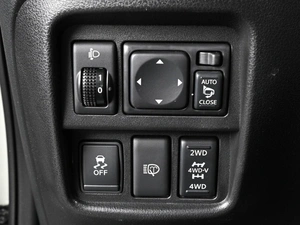 Внедорожник Nissan Juke 2011 года, 999000 рублей, Аксай