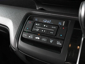 Минивэн Honda Stepwgn Spada 2019 года, 1949000 рублей, Аксай