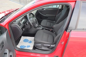 Седан Volkswagen Jetta 2012 года, 1160000 рублей, Мирное