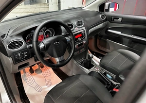 Хетчбэк Ford Focus 2008 года, 590000 рублей, Красноярск