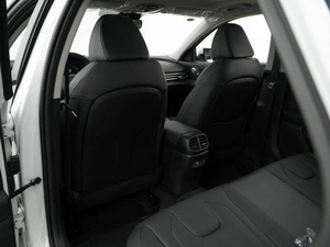 Седан Hyundai Elantra 2025 года, 2827077 рублей, Москва