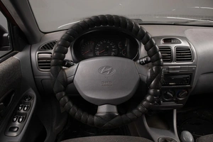 Седан Hyundai Accent 2004 года, 259000 рублей, Оренбург