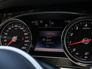 Седан Mercedes-benz E-класс 2019 года, 3129000 рублей, Большой Сочи