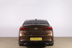 Седан Hyundai Sonata 2019 года, 1709000 рублей, Новосибирск