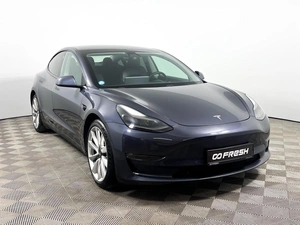 Седан Tesla Model 3 2021 года, 3299900 рублей, Казань