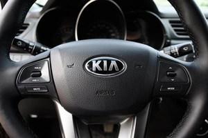 Седан Kia Rio 2014 года, 939000 рублей, Ульяновск