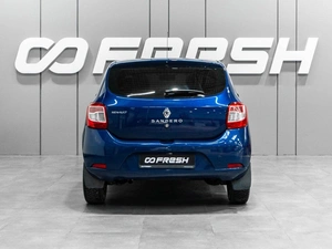 Хетчбэк Renault Sandero 2017 года, 689000 рублей, Тюмень