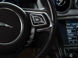 Седан Jaguar XJ 2013 года, 1527196 рублей, Москва