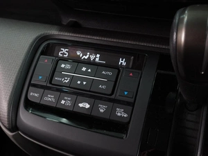 Минивэн Honda Stepwgn 2017 года, 1959000 рублей, Воронеж