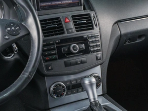 Седан Mercedes-benz C-класс 2010 года, 1208000 рублей, Сургут