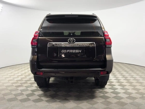 Внедорожник Toyota Land Cruiser Prado 2019 года, 6270000 рублей, Казань