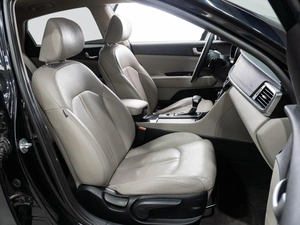 Седан Kia Optima 2016 года, 1599000 рублей, Тюмень