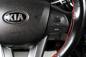 Седан Kia Rio 2014 года, 759000 рублей, Тюмень