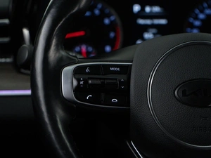 Седан Kia K5 2021 года, 2449999 рублей, Москва