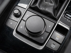 Хетчбэк Mazda 3 2019 года, 1820000 рублей, Краснодар