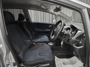 Хетчбэк Honda Fit 2012 года, 779000 рублей, Красноярск