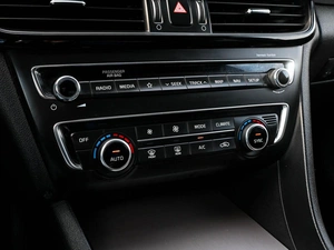 Седан Kia Optima 2019 года, 2350000 рублей, Волгоград