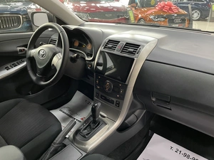 Седан Toyota Corolla 2007 года, 947000 рублей, Солонцы