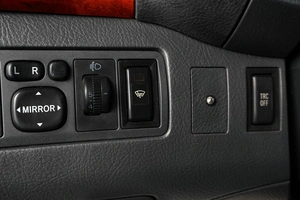 Седан Toyota Avensis 2006 года, 819000 рублей, Тюмень