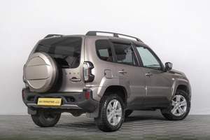 Внедорожник ВАЗ (LADA) Niva Travel 2021 года, 979000 рублей, Томск