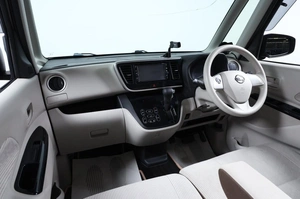 Хетчбэк Nissan Dayz Roox 2018 года, 769000 рублей, Новосибирск
