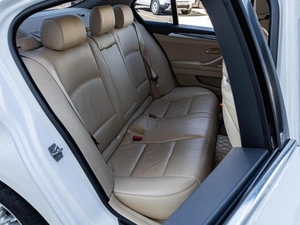 Седан BMW 5 серия 2013 года, 1830000 рублей, Краснодар