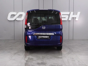 Минивэн Honda Stepwgn 2016 года, 2014000 рублей, Воронеж