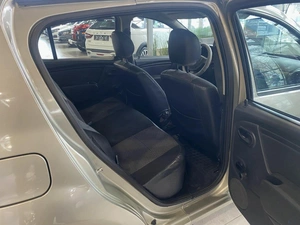 Хэтчбек Renault Sandero 2011 года, 485000 рублей, Орёл