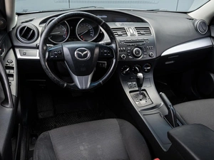 Седан Mazda 3 2012 года, 1070000 рублей, Краснодар