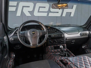 Внедорожник Chevrolet Niva 2011 года, 569000 рублей, Сургут