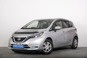 Хетчбэк Nissan Note 2017 года, 929000 рублей, Томск