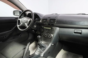 Седан Toyota Avensis 2005 года, 699000 рублей, Новосибирск