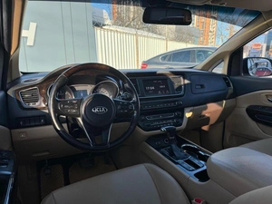Минивэн Kia Carnival 2019 года, 2729000 рублей, Ижевск
