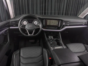 Внедорожник Volkswagen Touareg 2021 года, 5999000 рублей, Тюмень
