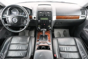 Внедорожник Volkswagen Touareg 2008 года, 1449000 рублей, Красноярск