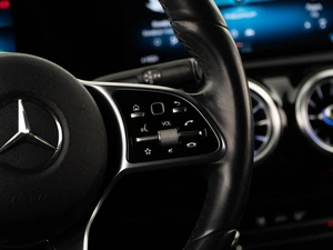 Седан Mercedes-benz A-класс 2019 года, 2519050 рублей, Москва