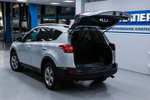 Внедорожник Toyota RAV4 2015 года, 2018000 рублей, Солонцы