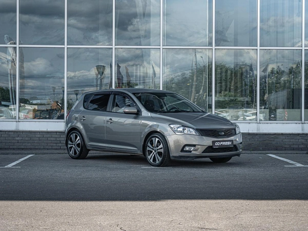 Хетчбэк Kia Ceed 2011 года, 699000 рублей, Нижний Новгород