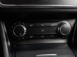 Хетчбэк Mercedes-benz A-класс 2013 года, 1319000 рублей, Тюмень