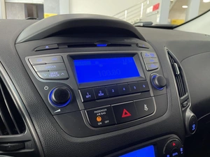Внедорожник Hyundai ix35 2013 года, 1347000 рублей, Солонцы