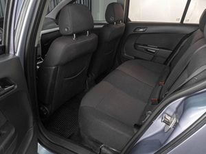 Хетчбэк Opel Astra 2011 года, 469000 рублей, Тюмень