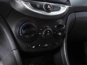 Седан Hyundai Solaris 2014 года, 888000 рублей, Ростов-на-Дону