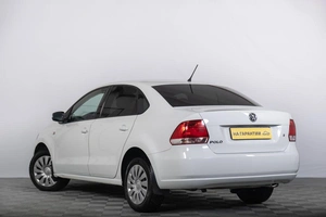 Седан Volkswagen Polo 2014 года, 839000 рублей, Томск