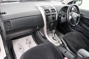 Универсал Toyota Corolla Fielder 2010 года, 899000 рублей, Красноярск