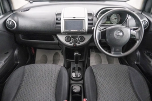 Хетчбэк Nissan Note 2011 года, 689000 рублей, Красноярск