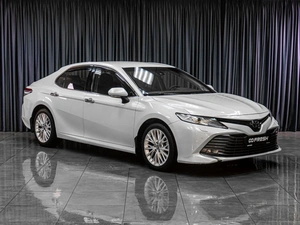 Седан Toyota Camry 2019 года, 2969000 рублей, Тюмень