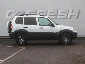 Внедорожник Chevrolet Niva 2016 года, 800000 рублей, Волгоград