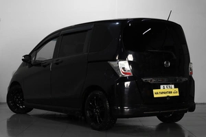 Минивэн Honda Freed 2012 года, 1169000 рублей, Челябинск